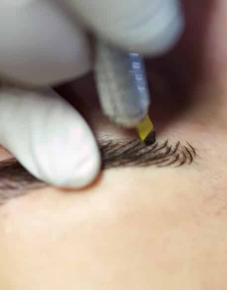 Technique of drawing eyebrows Technique of drawing eyebrows